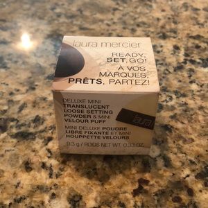 Laura Mercier translucent powder